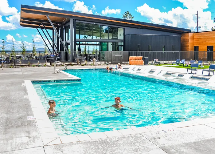 Village Camp Flagstaff Hotel