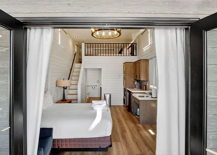 Hotel Village Camp Flagstaff *